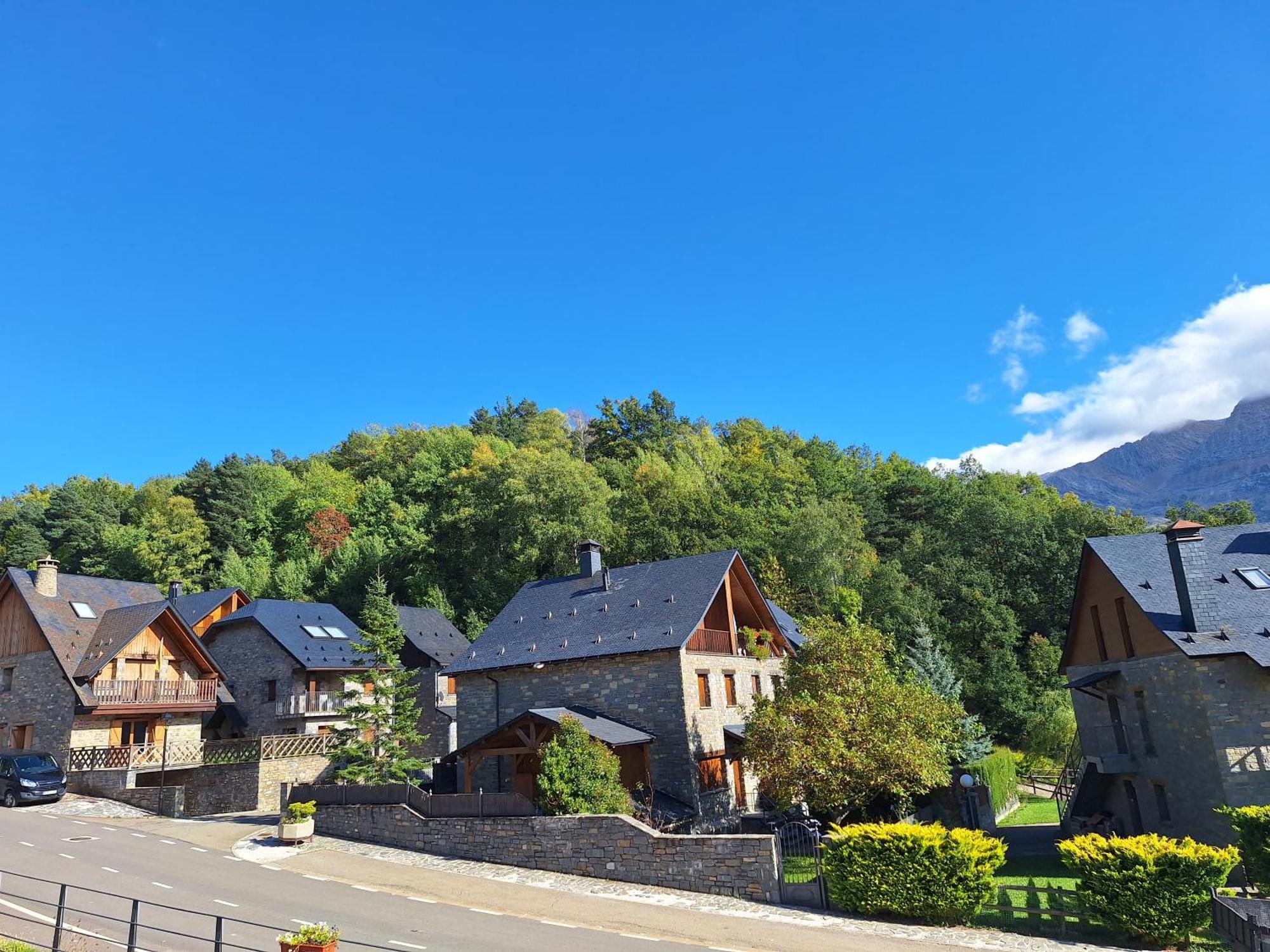 Casa Lucia Villa Tramacastilla de Tena Eksteriør billede